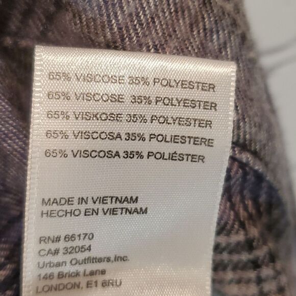 BDG blue plaid cropped flannel shirt - Picture 5 of 6